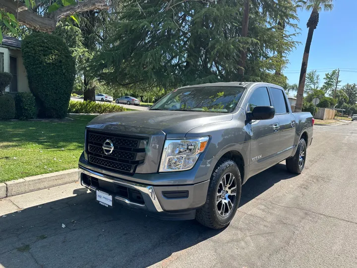 N / A, 2021 NISSAN TITAN CREW CAB Image 2