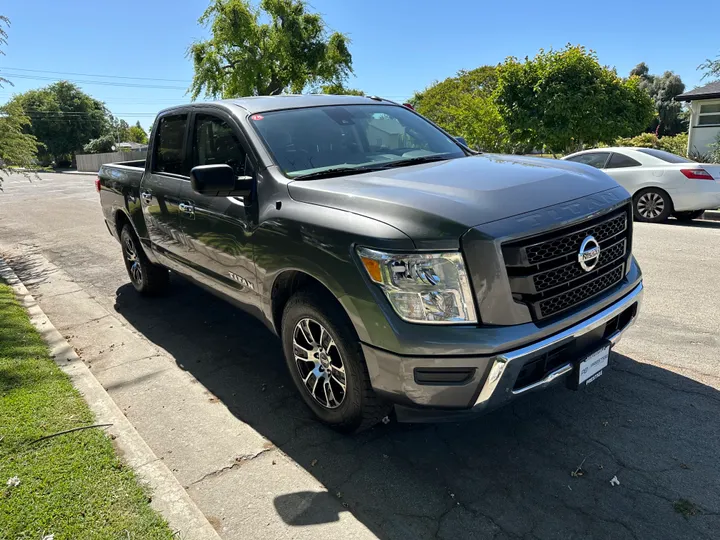 N / A, 2021 NISSAN TITAN CREW CAB Image 15