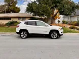 WHITE, 2020 JEEP COMPASS Thumnail Image 7