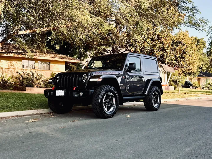 GRAY, 2021 JEEP WRANGLER Image 2