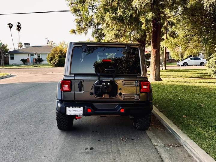 GRAY, 2021 JEEP WRANGLER Image 6