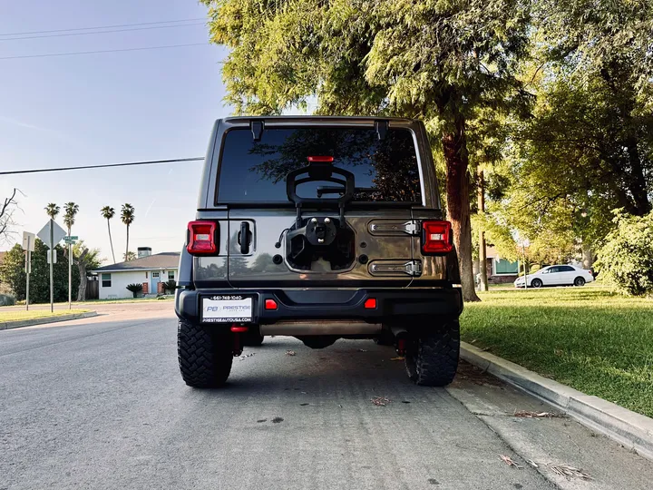 GRAY, 2021 JEEP WRANGLER Image 7