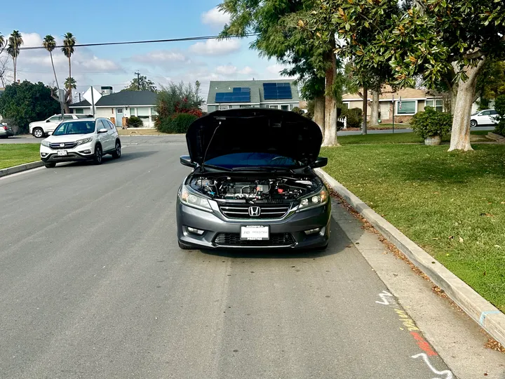 GRAY, 2015 HONDA ACCORD Image 9