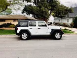 WHITE, 2019 JEEP WRANGLER UNLIMITED Thumnail Image 9