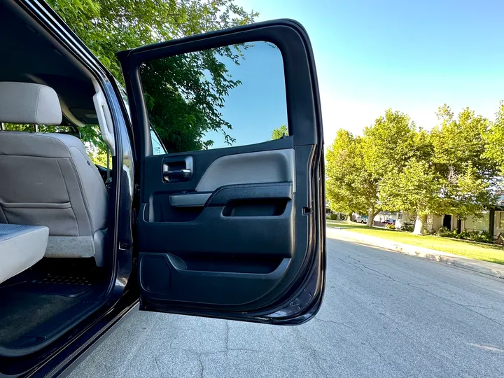 GRAY, 2016 CHEVROLET SILVERADO 1500 CREW CAB Image 36