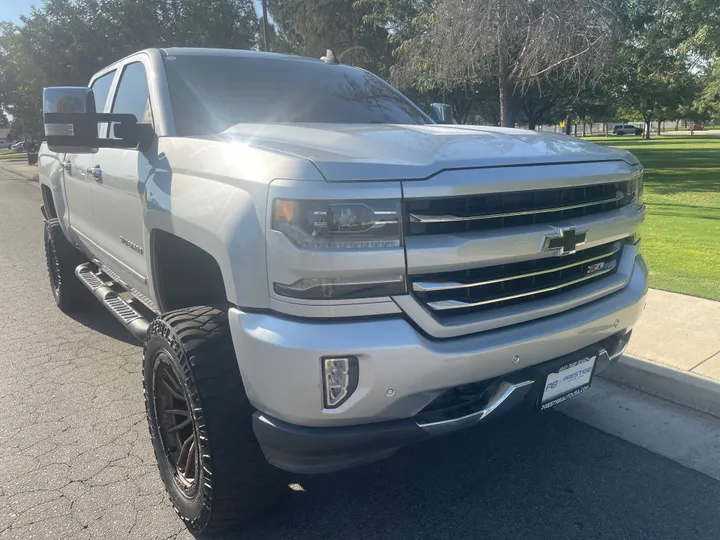 N / A, 2017 CHEVROLET SILVERADO 1500 CREW CAB Image 5