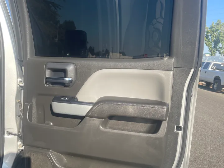 N / A, 2017 CHEVROLET SILVERADO 1500 CREW CAB Image 31