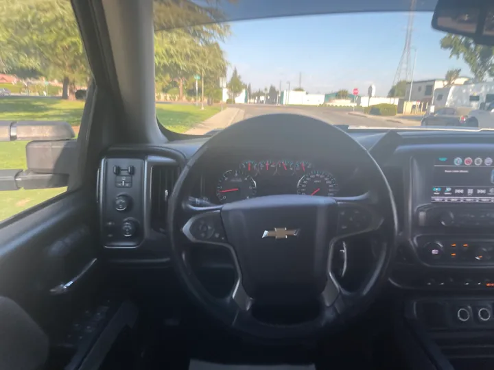 N / A, 2017 CHEVROLET SILVERADO 1500 CREW CAB Image 54