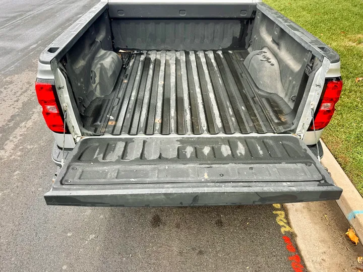 SILVER, 2014 CHEVROLET SILVERADO 1500 CREW CAB Image 16