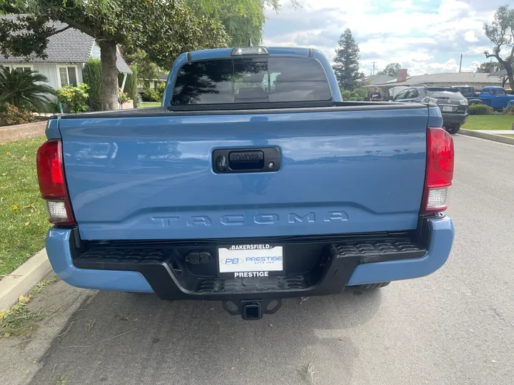 BEIGE, 2019 TOYOTA TACOMA DOUBLE CAB Image 15