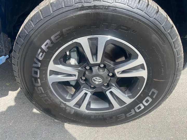 BEIGE, 2019 TOYOTA TACOMA DOUBLE CAB Image 55