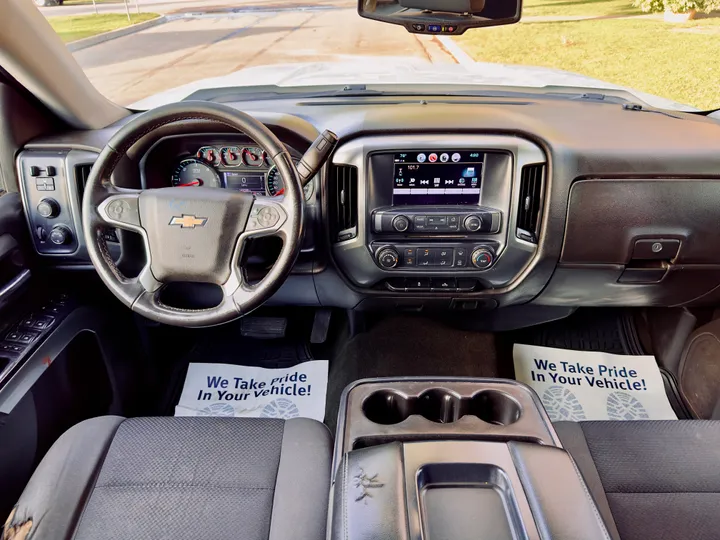 WHITE, 2017 CHEVROLET SILVERADO 1500 CREW CAB Image 18