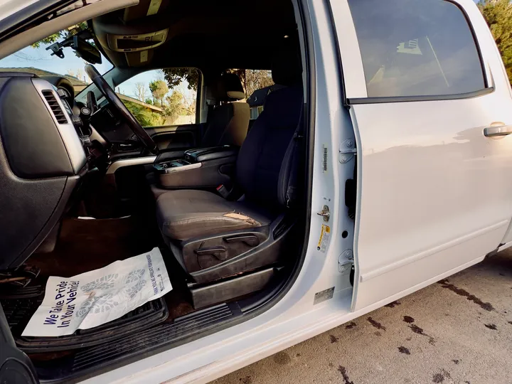 WHITE, 2017 CHEVROLET SILVERADO 1500 CREW CAB Image 36