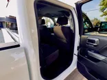 WHITE, 2017 CHEVROLET SILVERADO 1500 CREW CAB Thumnail Image 38