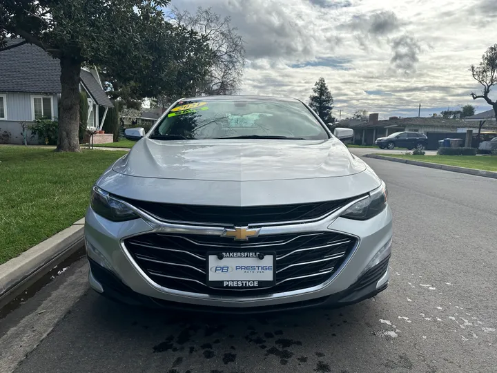 SILVER, 2021 CHEVROLET MALIBU Image 3