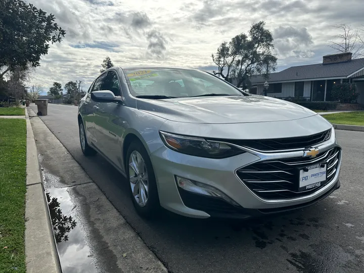 SILVER, 2021 CHEVROLET MALIBU Image 4