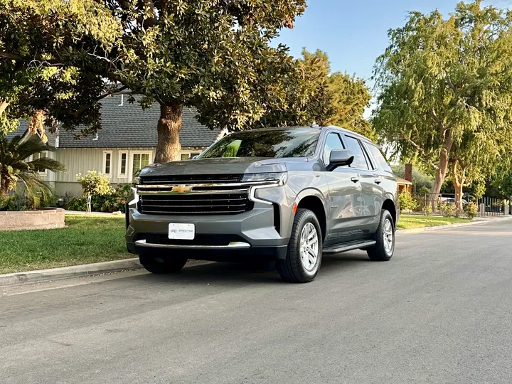 GRAY, 2021 CHEVROLET TAHOE Image 2