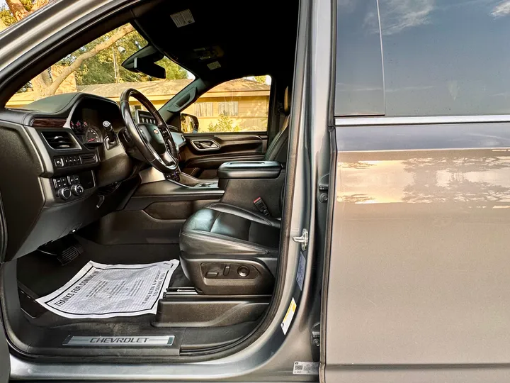 GRAY, 2021 CHEVROLET TAHOE Image 35