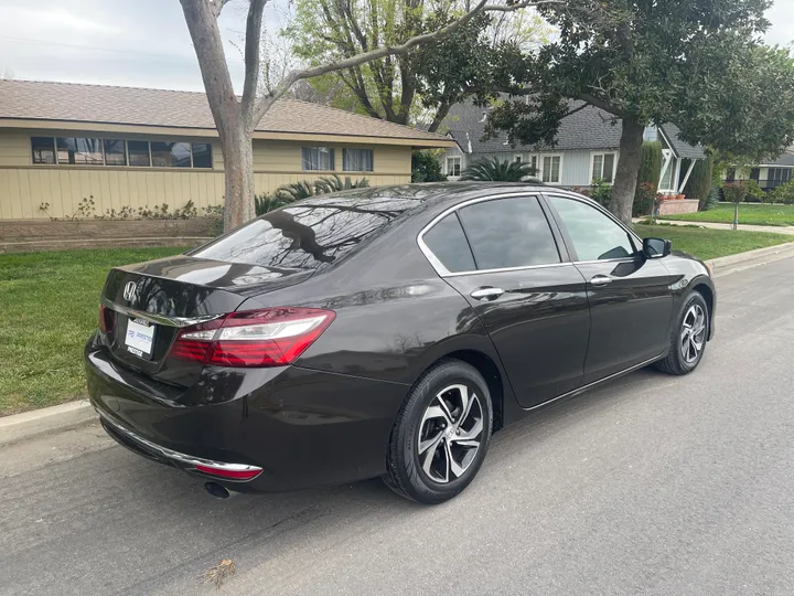 N / A, 2017 HONDA ACCORD Image 2