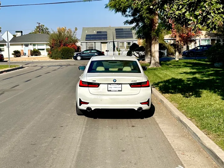 WHITE, 2020 BMW 3 SERIES Image 6