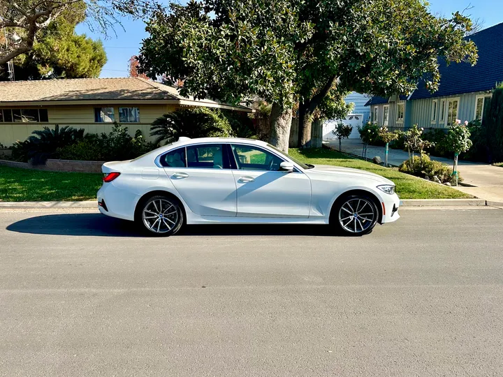 WHITE, 2020 BMW 3 SERIES Image 7