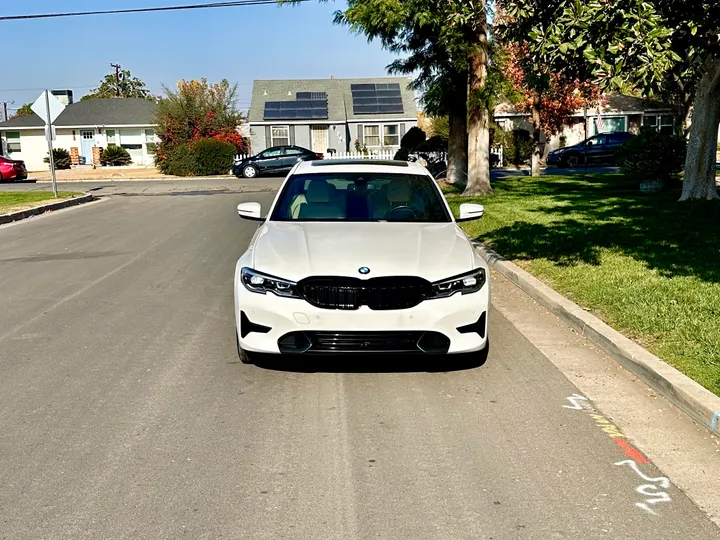 WHITE, 2020 BMW 3 SERIES Image 5