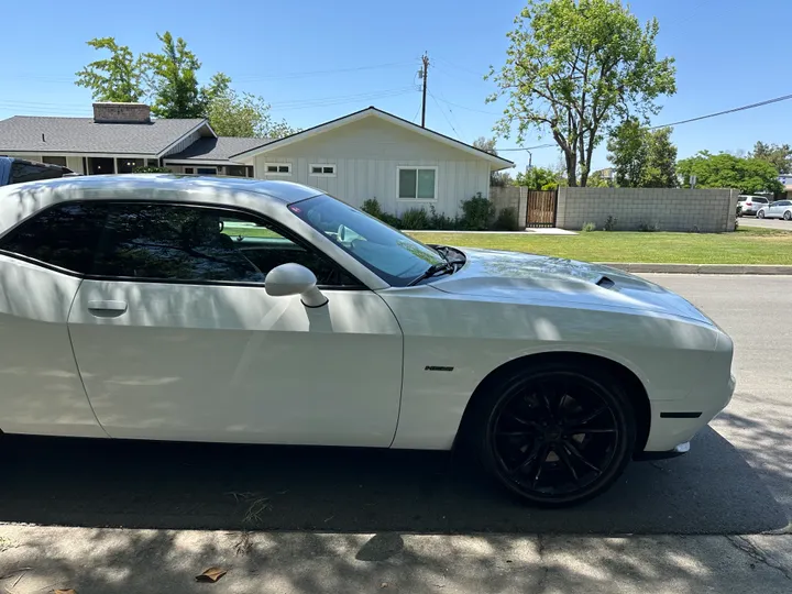 N / A, 2016 DODGE CHALLENGER Image 5