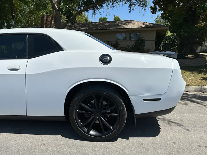 N / A, 2016 DODGE CHALLENGER Image 10