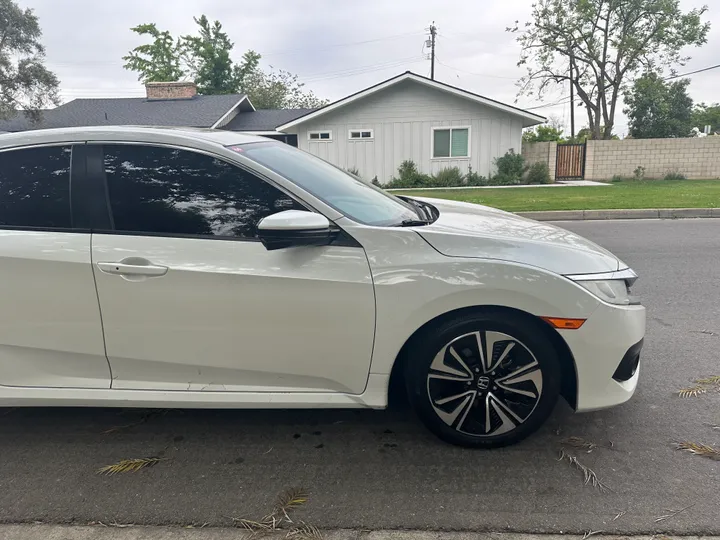 BLACK, 2016 HONDA CIVIC Image 5