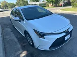 WHITE, 2021 TOYOTA COROLLA Thumnail Image 4