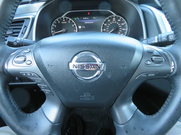 GRAY, 2021 NISSAN MURANO Image 26