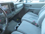 SILVER, 2006 CHEVROLET AVALANCHE 2500 Thumnail Image 33