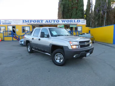 SILVER, 2006 CHEVROLET AVALANCHE 2500 Image 