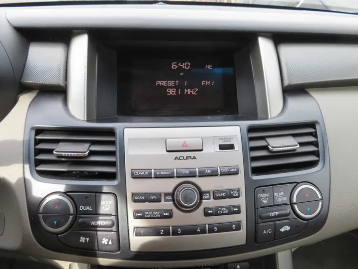 BURGUNDY, 2011 ACURA RDX Image 24