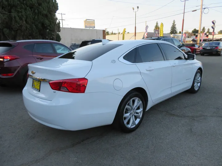 WHITE, 2018 CHEVROLET IMPALA Image 5