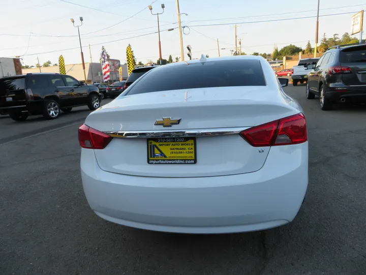 WHITE, 2018 CHEVROLET IMPALA Image 6