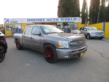 GREY, 2013 CHEVROLET SILVERADO 1500 CREW CAB Image 