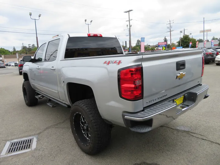 SILVER, 2015 CHEVROLET SILVERADO 1500 CREW CAB Image 7