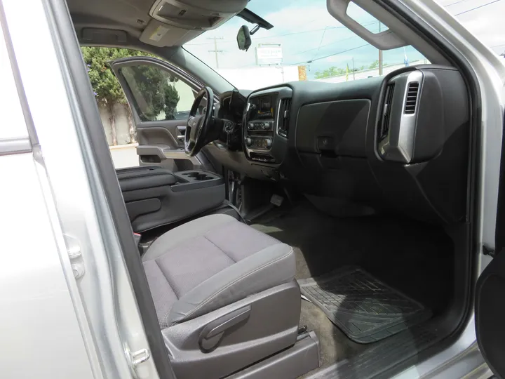 SILVER, 2015 CHEVROLET SILVERADO 1500 CREW CAB Image 14