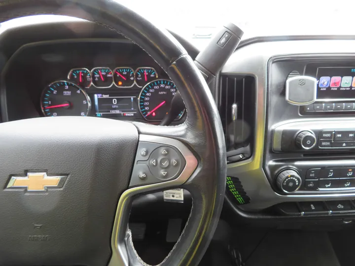 SILVER, 2015 CHEVROLET SILVERADO 1500 CREW CAB Image 20