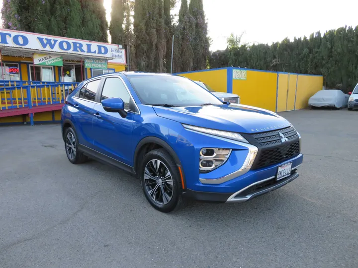 BLUE, 2022 MITSUBISHI ECLIPSE CROSS Image 4