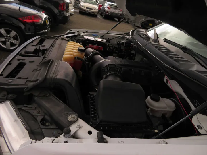 WHITE, 2016 FORD F150 REGULAR CAB Image 38