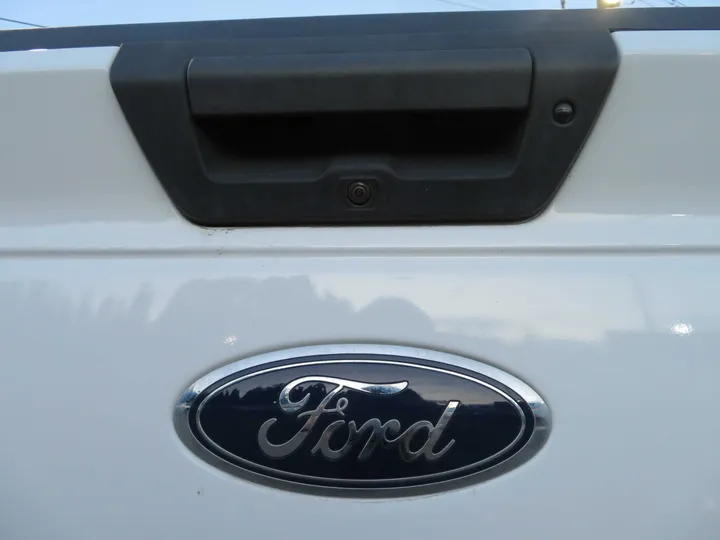 WHITE, 2016 FORD F150 REGULAR CAB Image 42