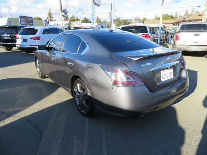 GRAY, 2014 NISSAN MAXIMA Image 7