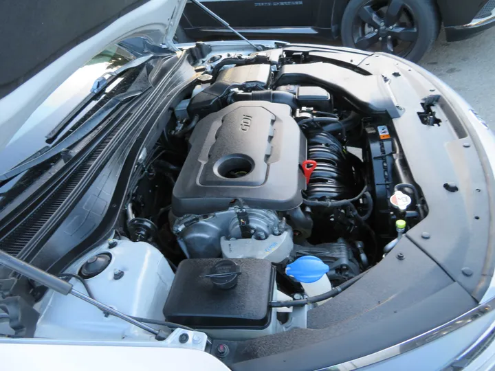 SILVER, 2016 KIA OPTIMA Image 36