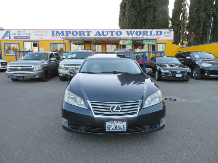 GRAY, 2010 LEXUS ES Image 2