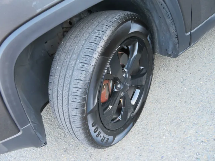 CHARCOAL GRAY, 2017 JEEP CHEROKEE Image 55