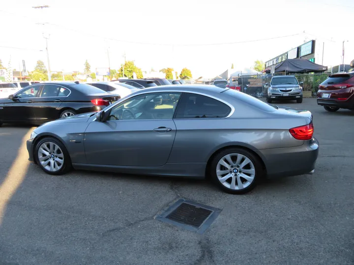 GRAY, 2011 BMW 3 SERIES Image 8