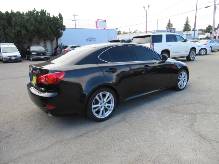 BLACK, 2006 LEXUS IS Image 6