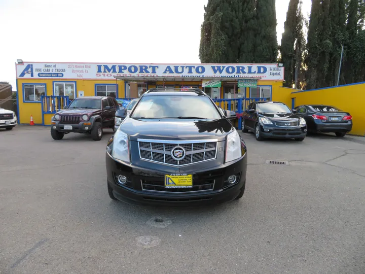 BLACK, 2010 CADILLAC SRX Image 2